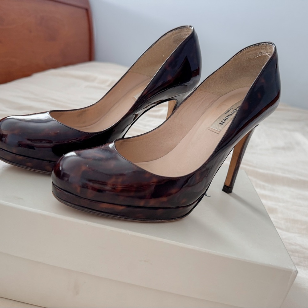 LK Bennett Tortoiseshell Sledge Court Pumps with Box